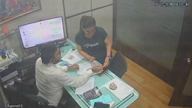 Hot Female Assistant Sex – office affair mms